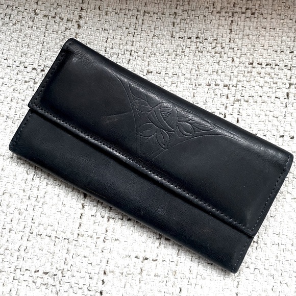 VTG Rolfs Black Leather Floral Wallet - Picture 1 of 12